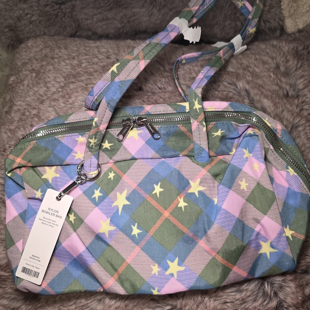 SOLD ON DEPOP - BAGGU Multicolor Plaid Shoulder Bag